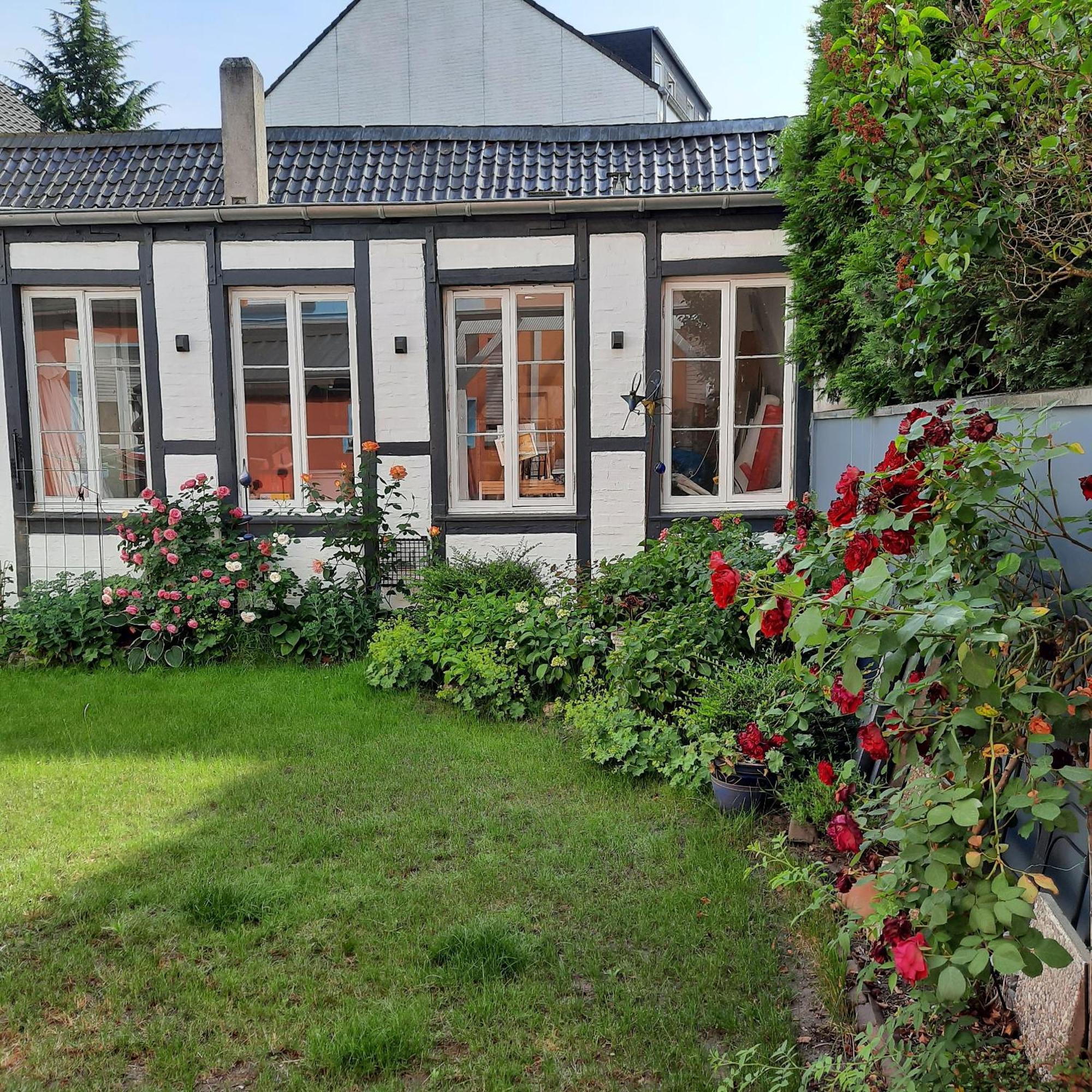Apartmenthaus Lorbach Solingen Exterior foto